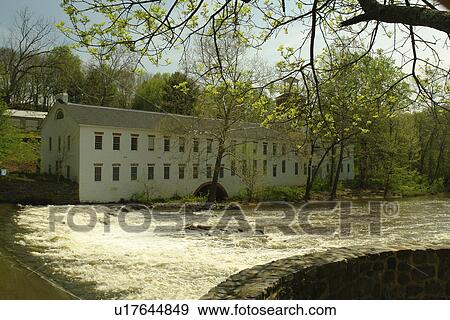 Stock Photo -  Wilmington, DE, Delaware, Brandywine River Valley Region, Brandywine River. Fotosearch