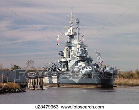 Stock Image -  Wilmington, NC, North Carolina, Battleship North Carolina, USS North Carolina Battleship Memorial, Cape Fear River. Fotosearch