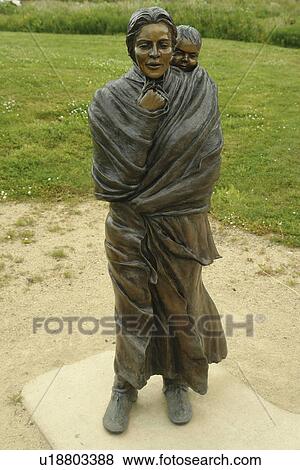 Stock Photo -  Astoria, OR, Oregon, Pacific Ocean, Pacific Coast Scenic Byway, Rt Route, Highway 101, Fort Clatsop Lewis and Clark National & State Historical Parks, Sacagawea statue. Fotosearch