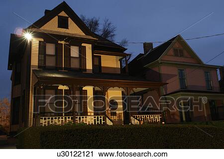 Atlanta, GA, Georgia, Martin Luther King Jr. National Historic Site and Preservation District, Sweet Auburn, evening View Large Photo Image Stock Image - Atlanta, GA, Georgia, Martin Luther King Jr. National Historic Site and Preservation District, Sweet Auburn, evening. Fotosearch