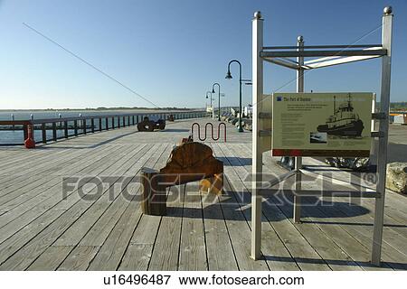 Stock Photo -  Bandon, OR, Oregon, Pacific Ocean, Coquille River Boat Basin, harbor. Fotosearch