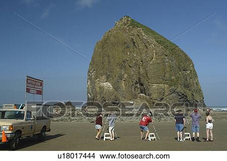 Picture -  Cannon Beach, OR, Oregon, Pacific Ocean, Pacific Coast Scenic Byway, Rt Route, Highway 101, Cannon Beach, Haystack Rock. Fotosearch