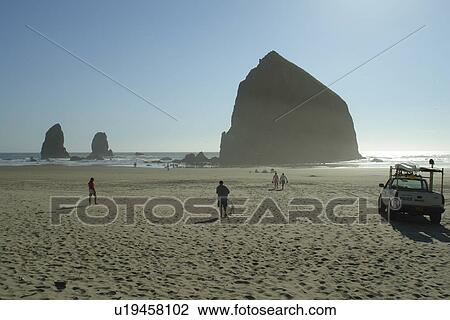 Cannon Beach, OR, Oregon, Pacific Ocean, Pacific Coast Scenic Byway, Rt Route, Highway 101, Cannon Beach, Haystack Rock View Large Photo Image Stock Image - Cannon Beach, OR, Oregon, Pacific Ocean, Pacific Coast Scenic Byway, Rt Route, Highway 101, Cannon Beach, Haystack Rock. Fotosearch