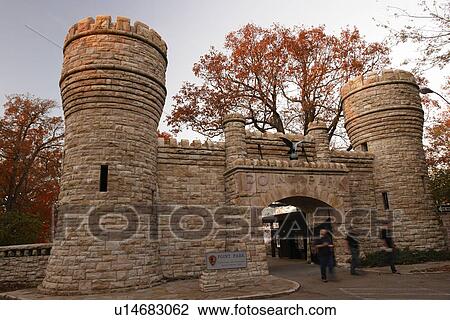 Chattanooga, TN, Tennessee, Point Park, Lookout Mountain, Chickamauga and Chattanooga National Military Park, entrance View Large Photo Image Stock Image - Chattanooga, TN, Tennessee, Point Park, Lookout Mountain, Chickamauga and Chattanooga National Military Park, entrance. Fotosearch