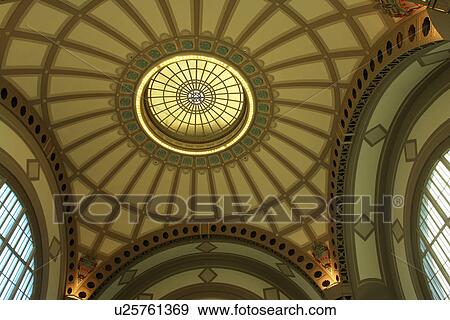 Chattanooga, TN, Tennessee, Chattanooga Choo Choo, Railroad Station View Large Photo Image Stock Photo -  Chattanooga, TN, Tennessee, Chattanooga Choo Choo, Railroad Station. Fotosearch