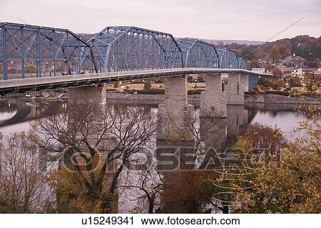 Chattanooga, TN, Tennessee, Tennessee River, bridge, evening View Large Photo Image Stock Image - Chattanooga, TN, Tennessee, Tennessee River, bridge, evening. Fotosearch