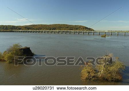 Stock Image -  Columbia, PA, Pennsylvania, Susquehanna River. Fotosearch