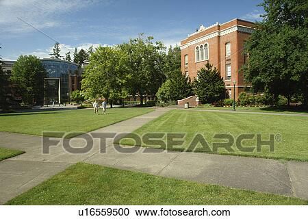Stock Image -  Eugene, OR, Oregon, University of Oregon, Jordan Schnitzer Museum of Art. Fotosearch