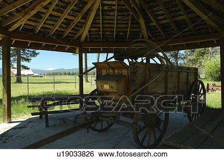 Fort Klamath, OR, Oregon, Wood river Valley, Fort Klamath Historical Frontier Post and Museum, old wagon View Large Photo Image Stock Photograph - Fort Klamath, OR, Oregon, Wood river Valley, Fort Klamath Historical Frontier Post and Museum, old wagon. Fotosearch