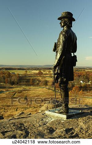 Stock Photo -  Gettysburg, PA, Pennsylvania, Gettysburg National Military Park, Little Round Top, Statue Brigadier General Warren. Fotosearch