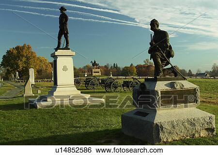 Stock Photograph -  Gettysburg, PA, Pennsylvania, Gettysburg National Military Park, High Water Mark, General Meade Statue. Fotosearch