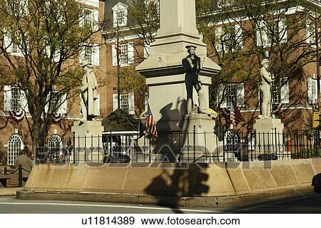 Stock Photo -  Lancaster, PA, Pennsylvania, Pennsylvania Dutch Country, Penn Square, Pennsylvania Soldiers and Sailors Monument . Fotosearch