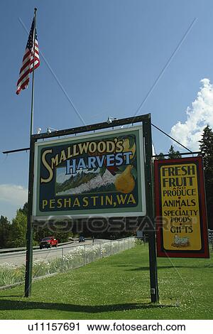 Leavenworth, Peshastin, WA, Washington, Smallwood's Harvest, country market View Large Photo Image Stock Image - Leavenworth, Peshastin, WA, Washington, Smallwood's Harvest, country market. Fotosearch