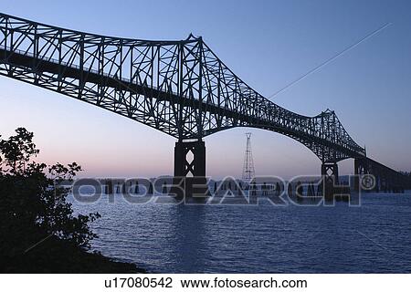 Stock Image -  North Bend, OR, Oregon, Pacific Ocean, Pacific Coast Scenic Byway, Rt Route, Highway 101, Conde B. McCullough Memorial Bridge, Coos Bay, cantilever bridge. Fotosearch