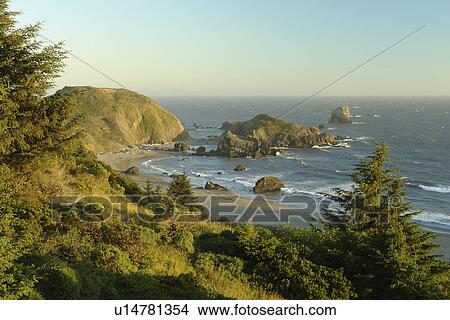 OR, Oregon, Pacific Ocean, Pacific Coast Scenic Byway, Rt Route, Highway 101, Samuel H. Boardman Scenic Corridor, Sea Stacks View Large Photo Image Picture - OR, Oregon, Pacific Ocean, Pacific Coast Scenic Byway, Rt Route, Highway 101, Samuel H. Boardman Scenic Corridor, Sea Stacks. Fotosearch