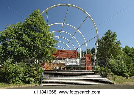 Oregon City, OR, Oregon, End of the Oregon Trail Interpretive Center, Visitor Center, covered wagon View Large Photo Image Stock Photo - Oregon City, OR, Oregon, End of the Oregon Trail Interpretive Center, Visitor Center, covered wagon. Fotosearch