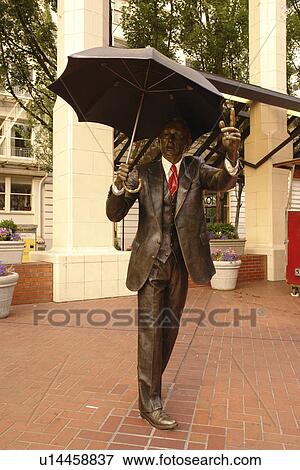 Portland, OR, Oregon, Pioneer Courthouse Square, man with umbrella statue View Large Photo Image Stock Photo - Portland, OR, Oregon, Pioneer Courthouse Square, man with umbrella statue. Fotosearch