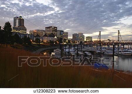 Portland, OR, Oregon, Willamette River, downtown, skyline, Riverplace Marina, evening View Large Photo Image Stock Image - Portland, OR, Oregon, Willamette River, downtown, skyline, Riverplace Marina, evening. Fotosearch