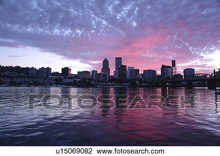 Portland, OR, Oregon, Willamette River, downtown, skyline, sunset View Large Photo Image Stock Image - Portland, OR, Oregon, Willamette River, downtown, skyline, sunset. Fotosearch