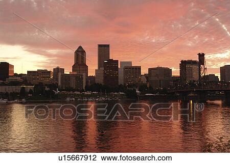 Portland, OR, Oregon, Willamette River, downtown, skyline, sunset View Large Photo Image Stock Image - Portland, OR, Oregon, Willamette River, downtown, skyline, sunset. Fotosearch