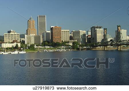 Stock Image -  Portland, OR, Oregon, Willamette River, Hawthorne Lift Bridge, downtown, skyline. Fotosearch
