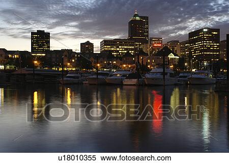 Portland, OR, Oregon, Willamette River, downtown, skyline, Riverplace Marina, evening View Large Photo Image Stock Photography - Portland, OR, Oregon, Willamette River, downtown, skyline, Riverplace Marina, evening. Fotosearch