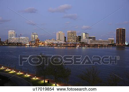 Portsmouth Norfolk Va Virginia Hampton Roads Area Skyline Evening Picture U Fotosearch