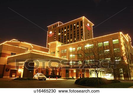 Portsmouth, VA, Virginia, Hampton Roads Area, Renaissance Hotel, evening View Large Photo Image Stock Image - Portsmouth, VA, Virginia, Hampton Roads Area, Renaissance Hotel, evening. Fotosearch