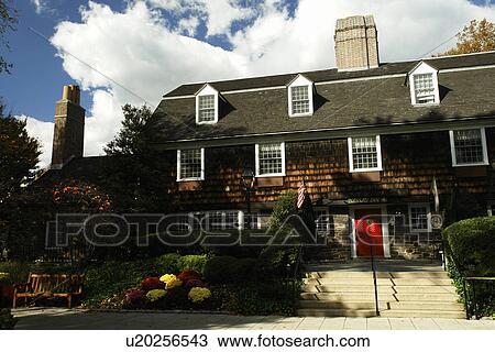 Princeton, NJ, New Jersey, Downtown, Nassau Inn View Large Photo Image Stock Image - Princeton, NJ, New Jersey, Downtown, Nassau Inn. Fotosearch