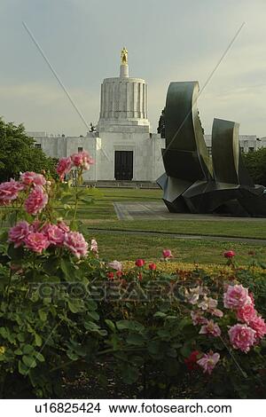 Picture -  Salem, OR, Oregon, State Capitol. Fotosearch