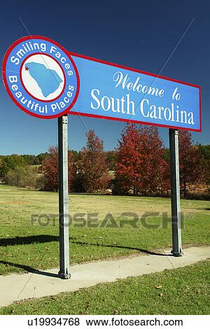 Sc South Carolina Welcome To South Carolina Smiling Faces Beautiful Places Road Sign Stateline I 85 Stock Photo U19934768 Fotosearch