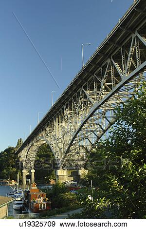 Stock Photo -  Seattle, WA, Washington, Puget Sound, Lake Union, Washington Memorial Bridge, Aurora Bridge, Cantilever. Fotosearch