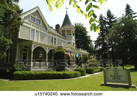 Stock Image -  Vancouver, WA, Washington, Fort Vancouver National Historic Site, Vancouver National Historic Reserve, Officer's Row, The Marshall House. Fotosearch