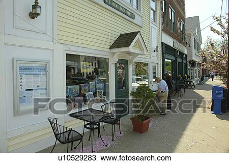 Stock Image -  Madison, CT, Connecticut, downtown. Fotosearch