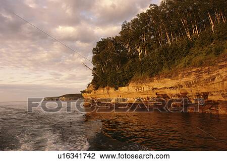 Munsing, MI, Michigan, Upper Peninsula, Lake Superior, Pictured Rocks Boat Cruise, Pictured Rocks National Lakeshore View Large Photo Image Stock Image - Munsing, MI, Michigan, Upper Peninsula, Lake Superior, Pictured Rocks Boat Cruise, Pictured Rocks National Lakeshore. Fotosearch