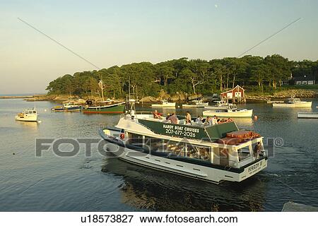 Stock Photo -  New Harbor, ME, Maine, Pemaquid, fishing harbor, Hardy III Boat Tour. Fotosearch