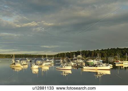 Round Pound, ME, Maine, Pemaquid Peninsula, fishing harbor View Large Photo Image Stock Image - Round Pound, ME, Maine, Pemaquid Peninsula, fishing harbor. Fotosearch