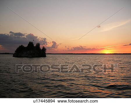 Picture -  sunset, Lake Champlain, St Albans, VT, Vermont. Fotosearch