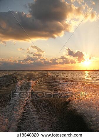 Stock Image -  sunset, Lake Champlain, St Albans, VT, Vermont. Fotosearch