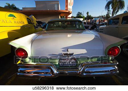 Stock Photo - Classic cars and hot rods at 1950's Diner, Bob's Big Boy, Riverside Drive, Burbank, California. Fotosearch