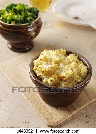 Individual cottage pie View Large Photo Image Stock Image - Individual cottage pie. Fotosearch