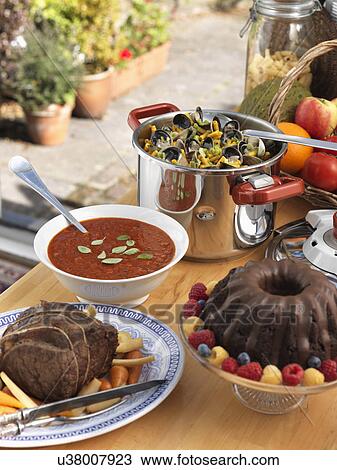 Pressure cooker soup pot roast chocolate cake View Large Photo Image Stock Image - Pressure cooker soup pot roast chocolate cake. Fotosearch