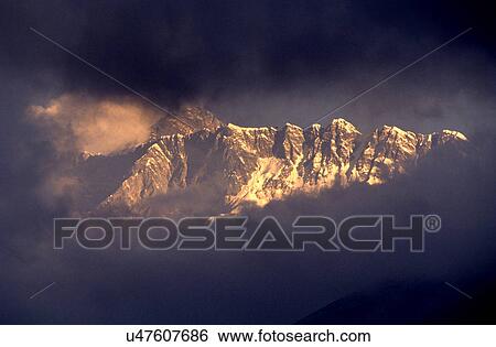 Everest View Large Photo Image Stock Photograph - Everest. Fotosearch