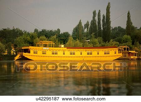 House boat View Large Photo Image Stock Photo - House boat. Fotosearch