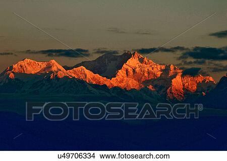 Kanchanjunga View Large Photo Image Picture - Kanchanjunga. Fotosearch