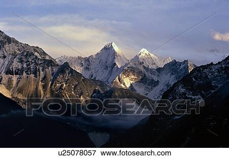 Stock Photo - Mountain range. Fotosearch