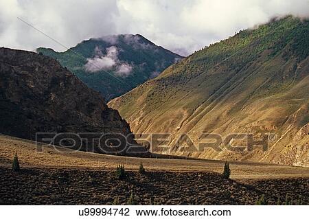 Stock Image - Mountains. Fotosearch