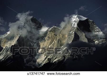 Stock Photo - Mountains. Fotosearch