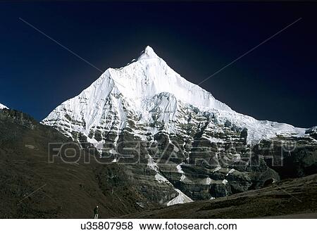 Stock Photo - Mountains. Fotosearch
