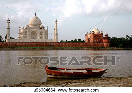 Taj Mahal View Large Photo Image Picture - Taj Mahal. Fotosearch